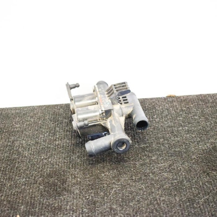 Pompa de apa auxiliara BMW 5 F10 2016 OEM: 9310349 3974769