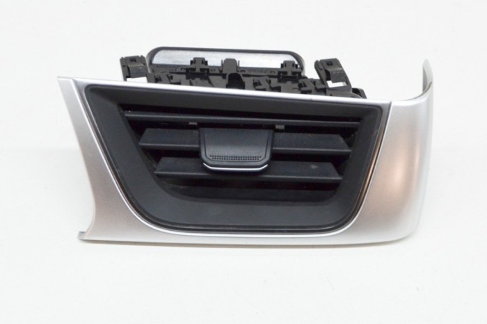 Gura de ventilație planșa de bord RENAULT CAPTUR J5_ 2020 OEM: 687602250R 11814821