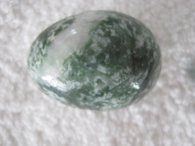 Nephrite Jade Egg Russian Siberian Stone foto