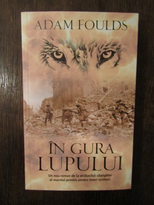 In gura lupului - Adam Foulds foto