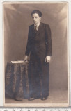 Bnk foto - Portret de barbat - Foto Stoikoviz Arad - interbelica, Romania 1900 - 1950, Sepia, Portrete