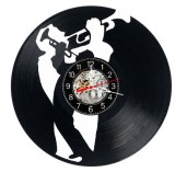 Ceas de perete decorativ realizat din disc de vinil, Model Jazz Muzician Trompeta Blues, Negru, 30 cm