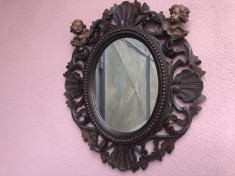 Oglinda veche franceza,rama din lemn sculptat foto