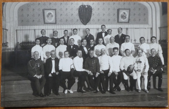 Fotografie de presa; Societatea de Scrima si Tir sub auspiciile Regale, 1924