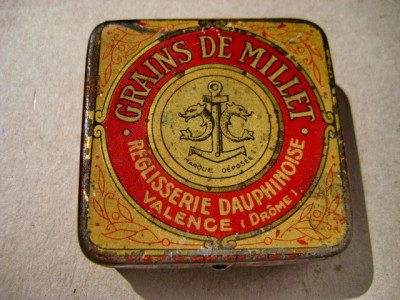 A677-Cutie veche GRAINS DE MILLET boabe antitabac pentru fumatori lemn dulce. foto