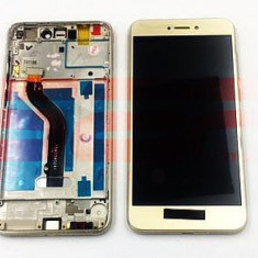 LCD+Touchscreen cu Rama Huawei P8 Lite 2017 / P9 Lite 2017 GOLD