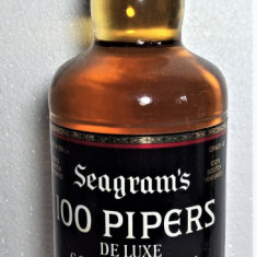 WHISKY, SEAGRAM'S 100% PIPER DE LUXE-IMPORTED NRT ITALY cl 75 gr 40 ANII 60