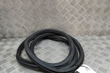 Garnitura ușă st&acirc;nga spate PORSCHE MACAN 95B 2014 OEM: 95B.833.721,95B833721 | 26836296