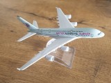 Macheta metalica de avion Qatar Airways| Decoratie| Perfect pt cadou