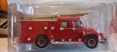 Macheta International Wasterlain - Salvat scara 1:43 foto
