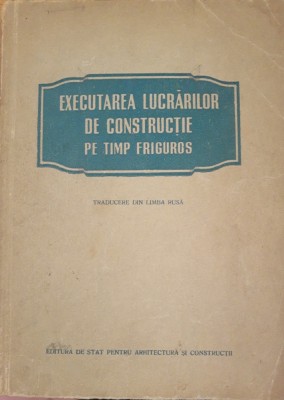 Executarea lucrărilor de construcție pe timp friguros foto