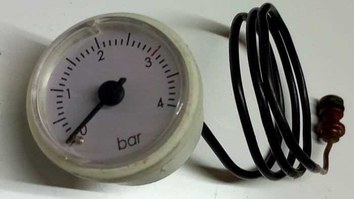 Manometru circular cu capilar 0-4bar