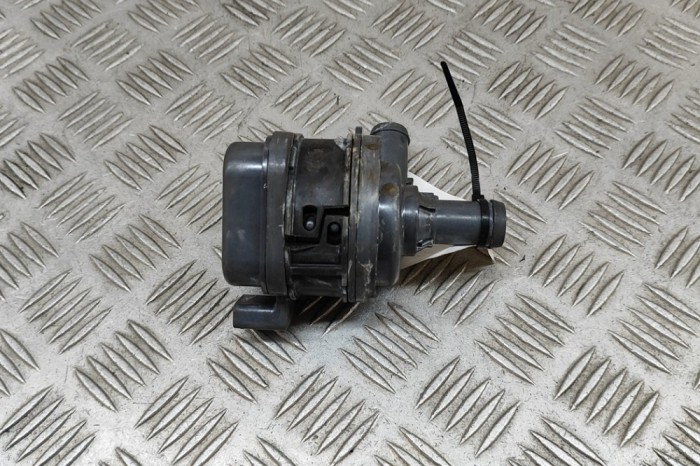 Pompa de apa auxiliara VOLVO XC60 II 246 2023 OEM: 32222255 | 30490170