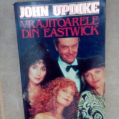 John Updike - Vrajitoarele din Eastwick (1984)