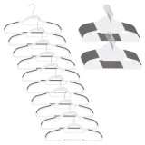 Set de 30 de umerase antiderapante pentru haine, din PE, cu carlig metalic rotativ, 41 cm, alb si gri Household NewTrend