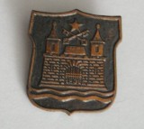 QW9 N4 93 - insigna - tematica capitale - Riga - Letonia, Europa