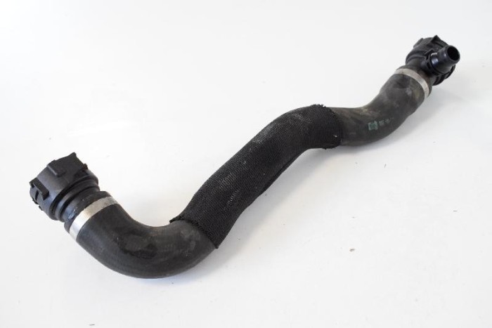 Furtun radiator răcire st&acirc;nga BMW X5 F15, F85 2014 OEM: 7823890 4066588