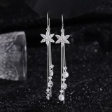 Cumpara ieftin Cercei Lungi Argint 925 cu Floare și Cristale Transparente, Design Elegant
