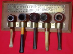 Lot lulele (pipe) in suport Que peut la pipe vous donner