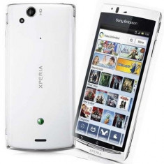 Sony Ericsson Xperia Arc S Alb foto