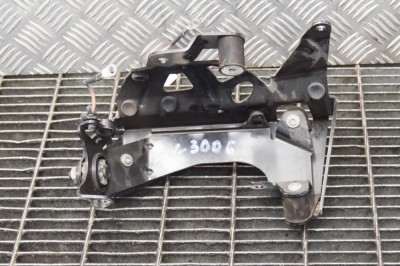 Suport compresor aer condiționat BMW i8 I12 2014 OEM: 4813760,9359784 12184628 foto