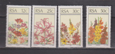 REP SUD AFRICANA 1985 FLORA MI. 674-677 MNH foto