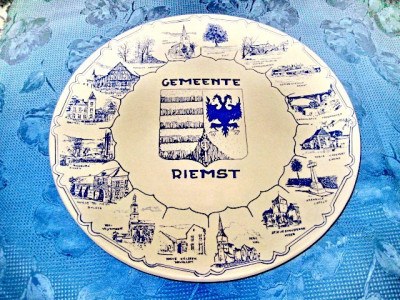 1523-Aplica Delft-Gemeente cu localitati rurale portelan olandez veche. foto
