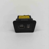 Port USB/AUX-In HYUNDAI SANTA F&Eacute; III DM 2016 OEM: 96120-2W560 | 31405999