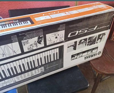 Orga Yamaha PSR-F50 noua foto