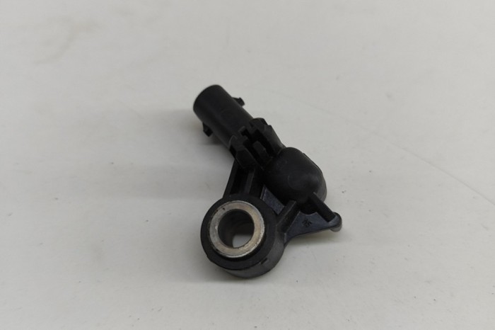 Senzor de impact dreapta spate TESLA MODEL X 2018 OEM: 1036761-00-A 30386603