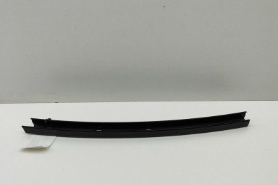 Ornament vertical ușă dreapta spate BMW 3 G20, G28 2024 OEM: 7465142 30740236 foto