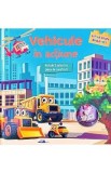 Carte cu piese de construit Vehicule in actiune pentru copii, ilustrata Alex Bar, include 2 seturi constructie