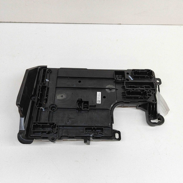 Modul de confort TESLA MODEL 3 2021 OEM: 1567455-02-D,1567359-00-B,1497850-00-D 27158023