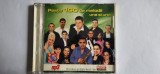 Peste 100 de melodii una și una&rdquo;, distribuită &icirc;n format MP3. mijlocul anilor 2000