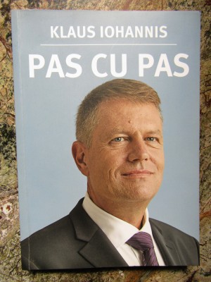Klaus Iohannis - Pas cu pas foto