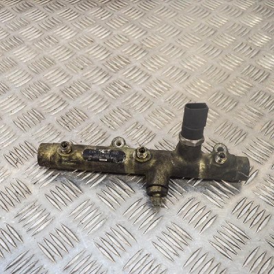 Rampa de combustibil st&amp;acirc;nga AUDI A6 4F2, C6 2006 OEM: 059130089DF00R001650 2474763 foto