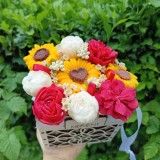 Golden Moments Luxury Box , Cadou Exclusiv Handmade cu Lumanari Florale din Ceara 100% Naturala de Soia E i Cutie Premium Personalizata