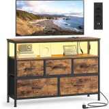Comoda TV SONGMICS industriala cu LED, 5 sertare si statie de &icirc;ncarcare