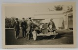 AUTOMOBIL DE EPOCA CU NUMARUL 2758 -B , LA GARAJUL &#039; UNIREA &#039; BANEASA , FOTOGRAFIE , 28 SEPTEMBRIE 1934