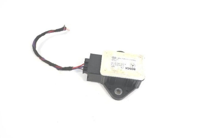 Senzor de accelerație MERCEDES-BENZ E Coupe C207 2012 OEM: A0055422618,0265005735 3909883