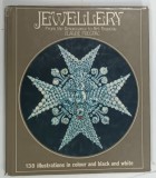 JEWELLERY , FROM RENAISSANCE TO ART NOUVEAU by CLAUDE FREGNAC , 1973 * BOGAT ILUSTRATA