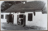 Tovarasia de consum, magazin alimentar la tara, anii &#039;30// reproducere de epoca, Romania 1900 - 1950, Portrete