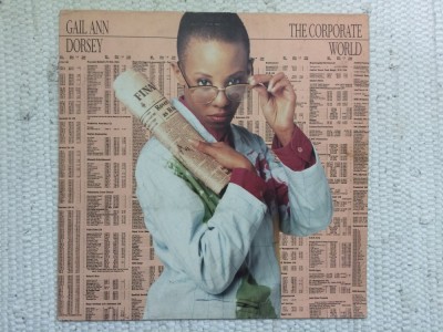 gail ann dorsey the corporate world 1988 disc vinyl lp muzica synth pop funk rock WEA VG+ foto