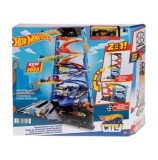 Cumpara ieftin Set de joaca Hot Wheels City - Turnul de curse