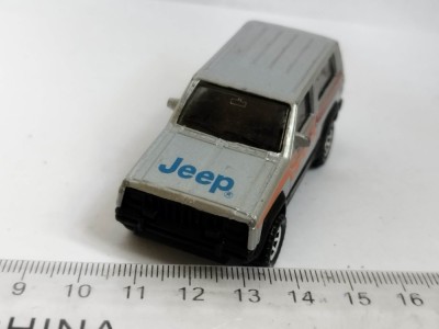 bnk jc Matchbox - Jeep Cherokee - 1/58 foto
