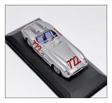 Macheta Mercedes 300 SLR 1:43 Minichamps