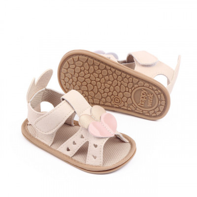 Sandalute ivoire cu inimioare (Marime Disponibila: 3-6 luni (Marimea 18 foto
