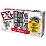 Set Tech Deck - Play &amp;amp; Display, cu fingerboard Element
