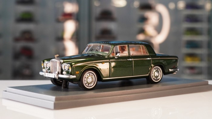1976 Bentley T1 Saloon - NEO 1/43
