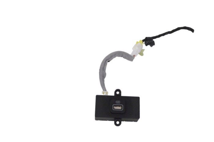 USB KIA SORENTO IV MQ4, MQ4A 2021 OEM: 96125-P2600 22427292